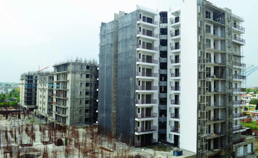 Alaknanda Towers taking shape with construction in full swing (2021)